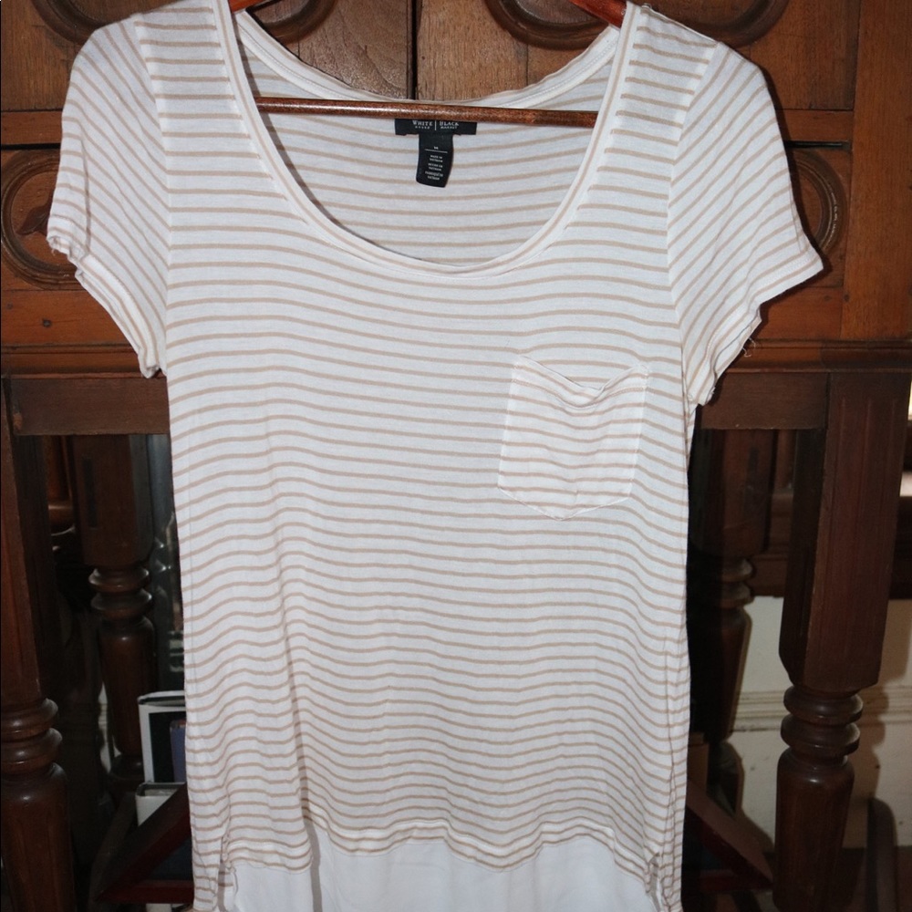 White and tan striped tee